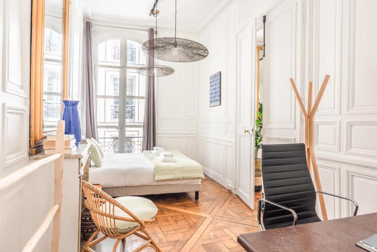 Appartement Outstanding Parisian Flat In Heart Of Center Parijs