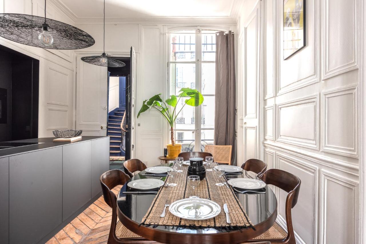 Outstanding Parisian Flat In Heart Of Center Parijs